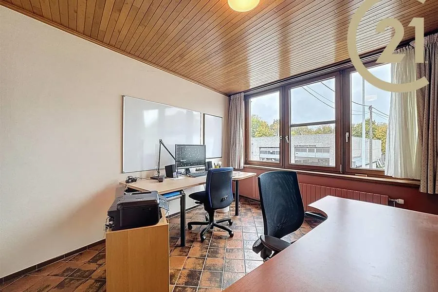 Kabinet - Mixed-Use Building with Workshop in Gembloux