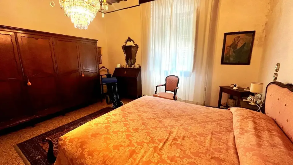 Chambres - Five-Bedroom Apartment with Terrace in Lastra a Signa