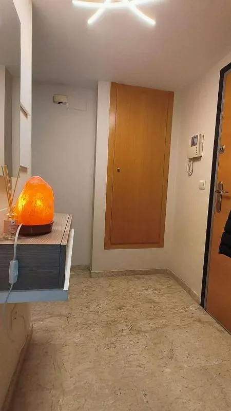 Entrée - Apartment with Balcony and Garage in Carcaixent