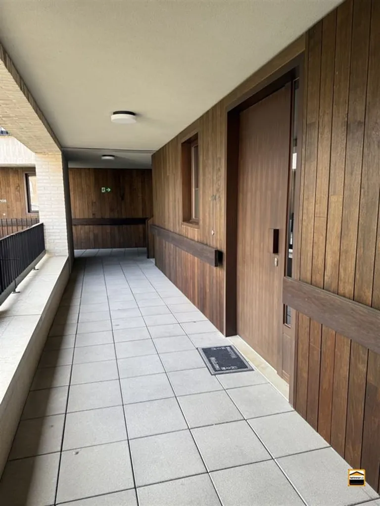 Esik - Assistive Flat with Garden in Borgloon