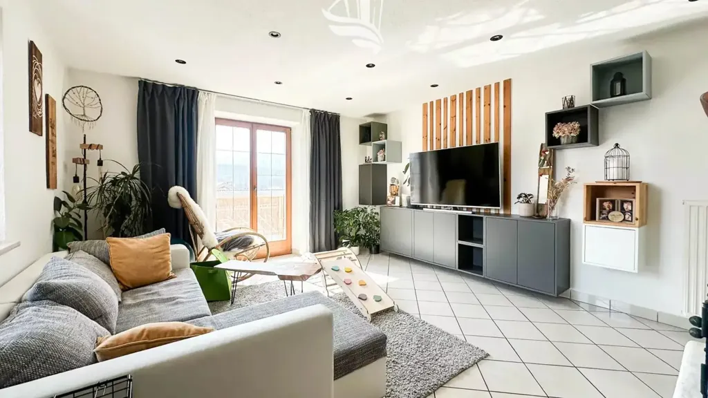Séjour - Flat with Balconies in Falzes
