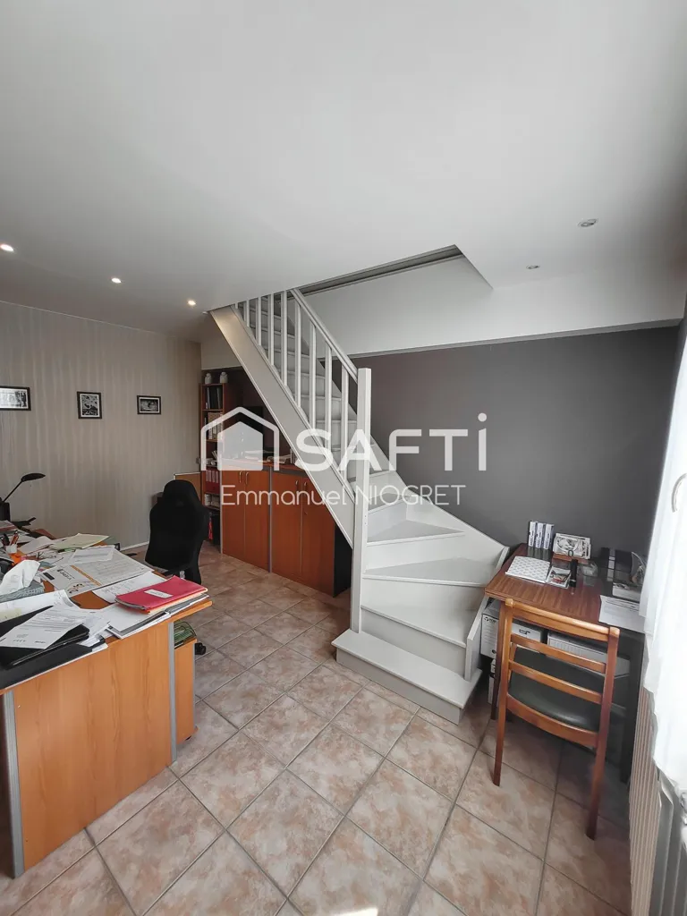 Rooms - City House with Garden in Genlis