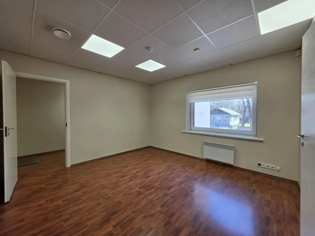 Office - Office Space with Good Visibility in Kristiine