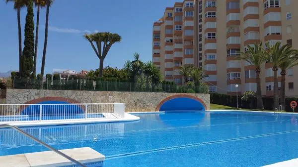 Piscine - 1-Bed Apartment with Pool in Torrox