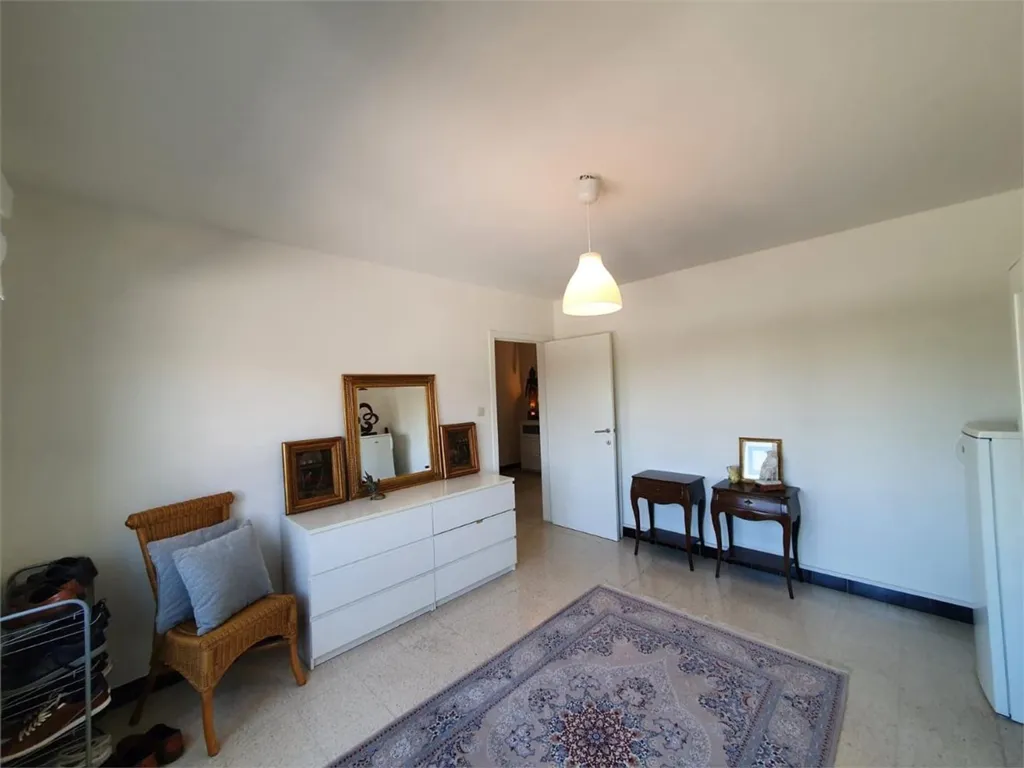 Magamistoad - Two-Bedroom Flat with Cellar in Central Location