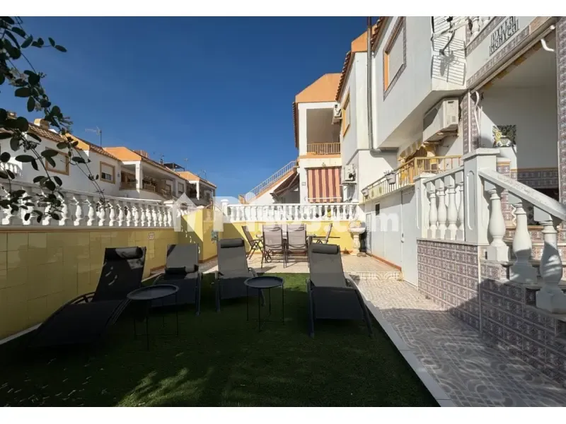 Terrazza - Adosado with Private Pool in Torrevieja