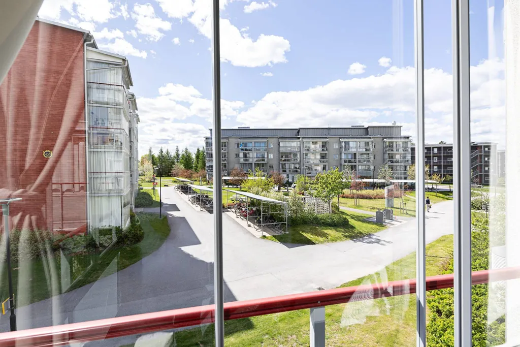Rõdu - Apartment with South-Facing Balcony in Umeå