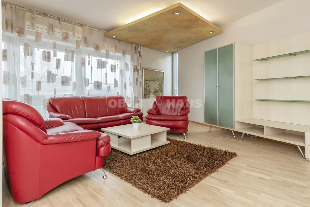 Séjour - Designer Flat with Art in Vilnius Old Town