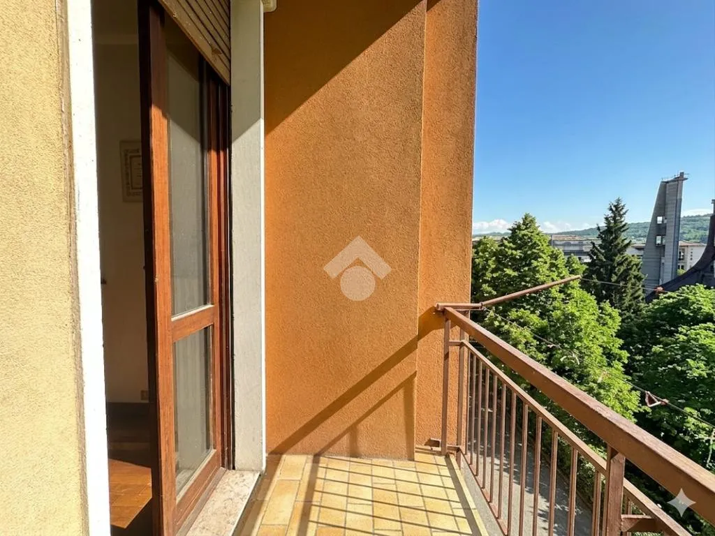 Rõdu - Panoramic Triplex in Verona Centre