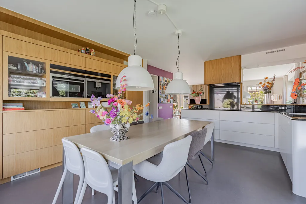 Salle à manger - Villa with Private Dock in Lemmer