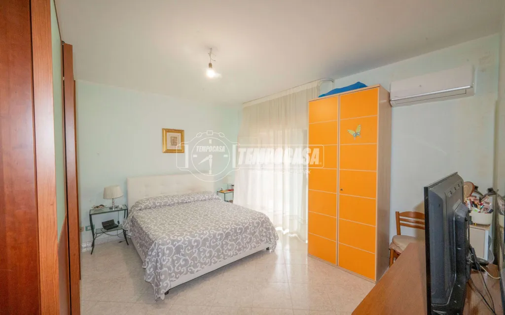 Magamistoad - First Floor Flat with Balcony in Messina