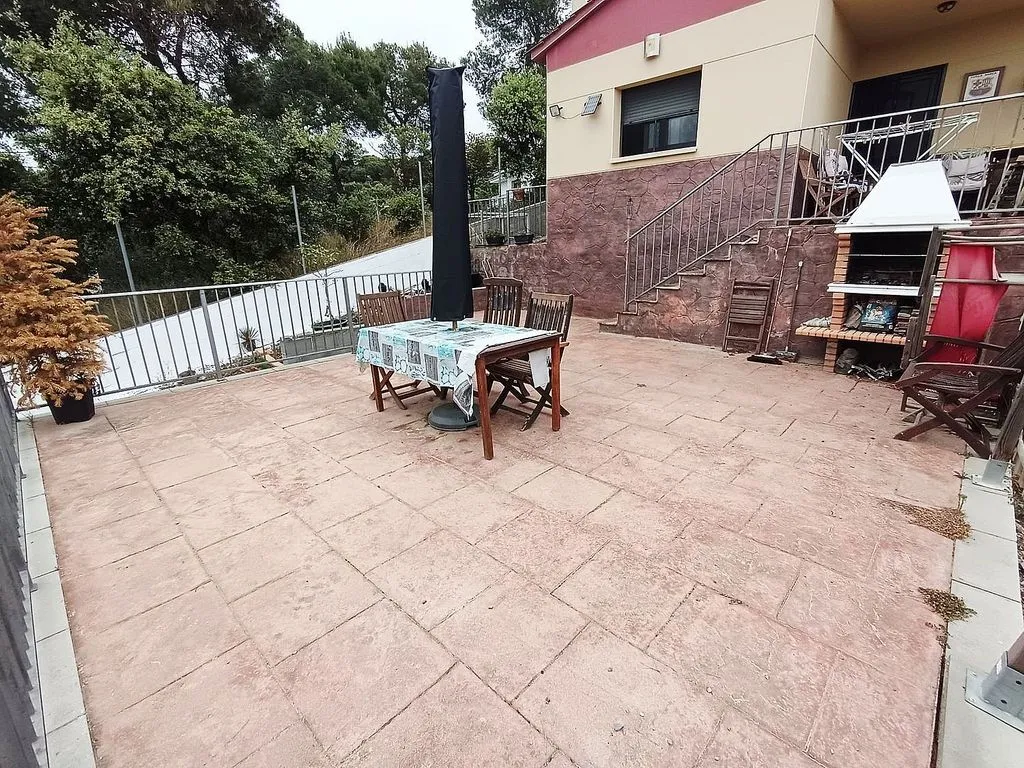 Terrasse - Chalet with Terrace and Garage in Piera