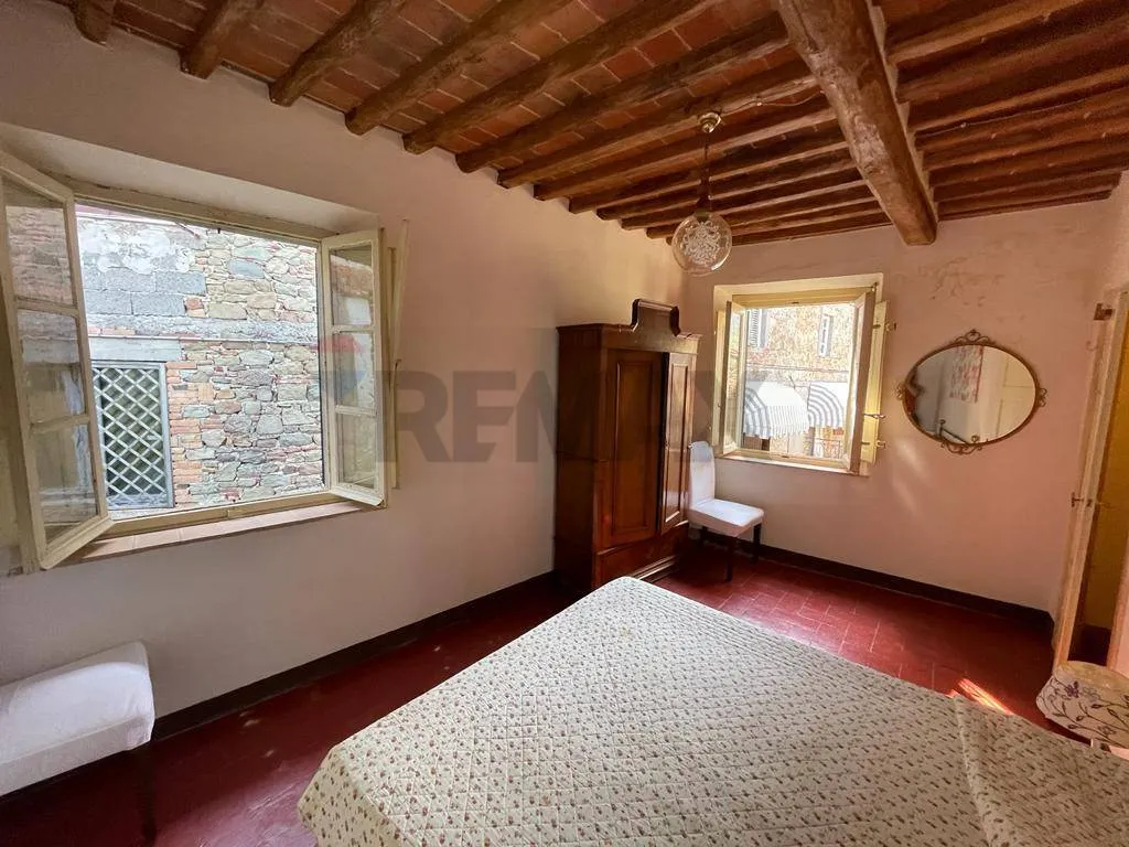 Dormitorios - Semi-Independent House in Historic Benabbio