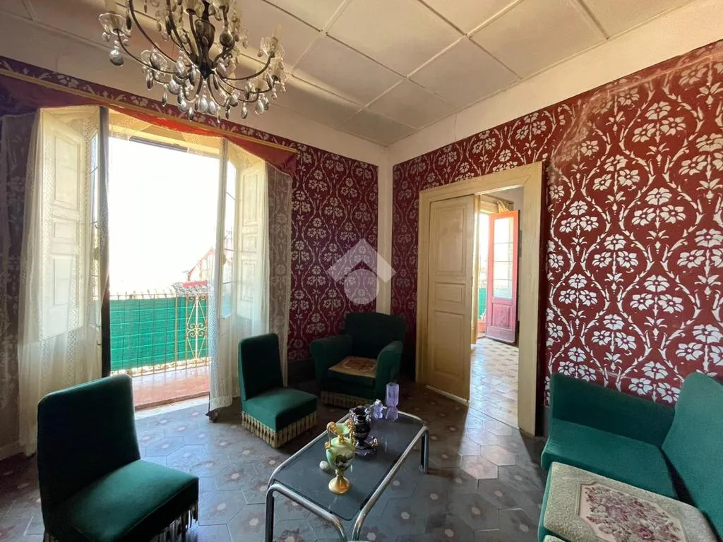 Elutuba - Historic Apartment with Balconies in Cosenza