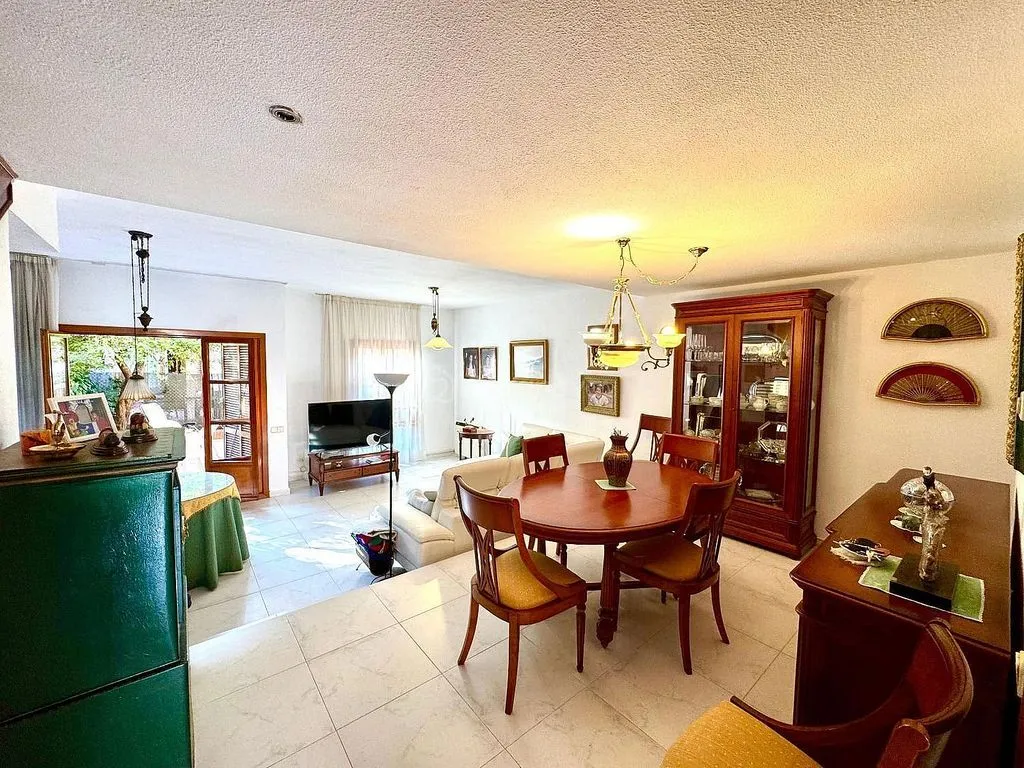 Salle à manger - Terraced Chalet with Garden in Guadalajara