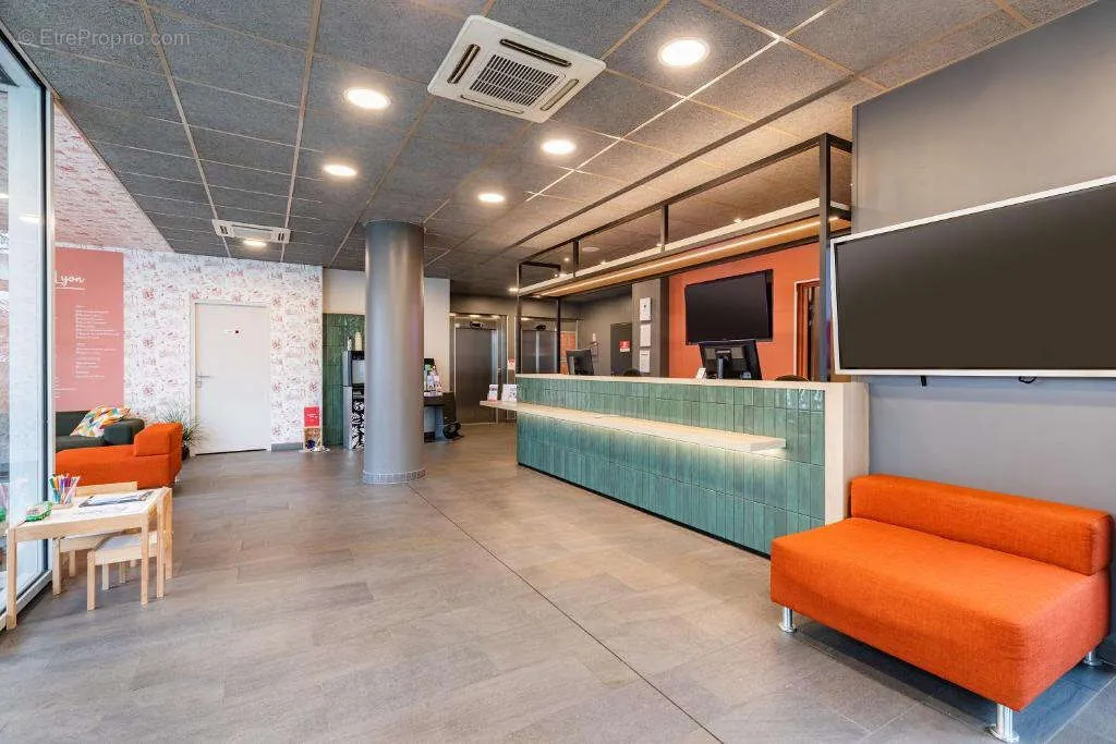 Ingresso - Managed Hotel Apartment in Lyon City Centre