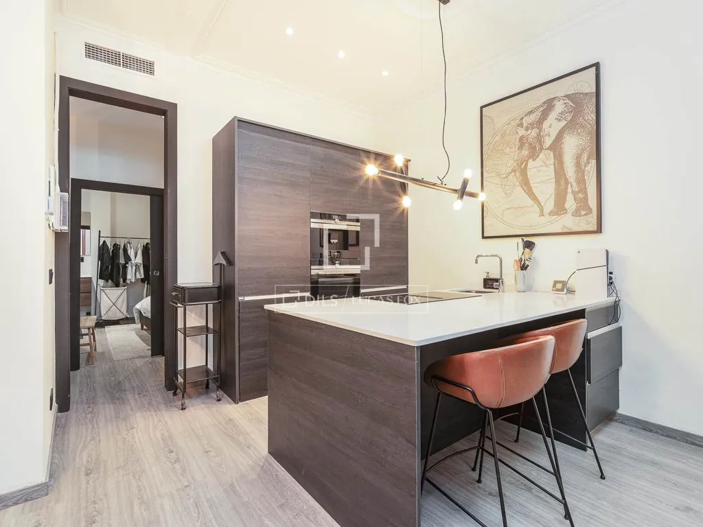Cuisine - Apartment with Patio in Barcelona's Gothic Quarter