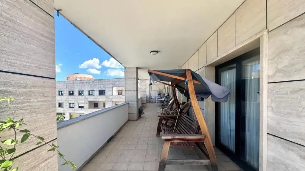 Balcon - Duplex with Penthouses and Pool in Rende