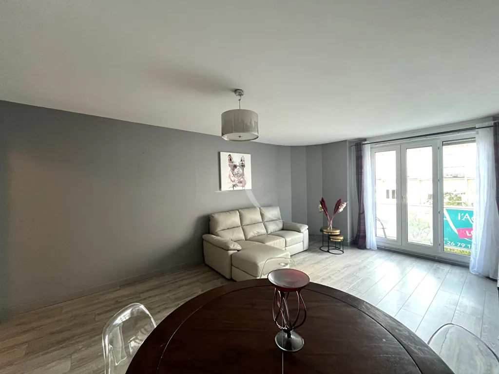 Soggiorno - Meubled Flat with Balcony in Reims