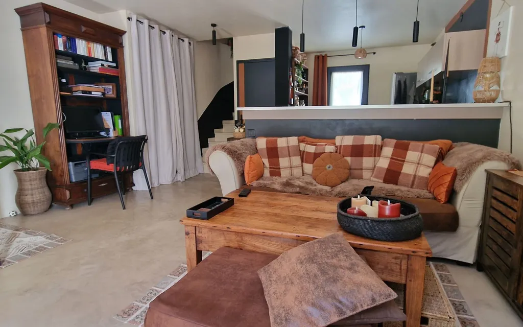Séjour - Maison avec Jardin et Terrasse à Carpentras