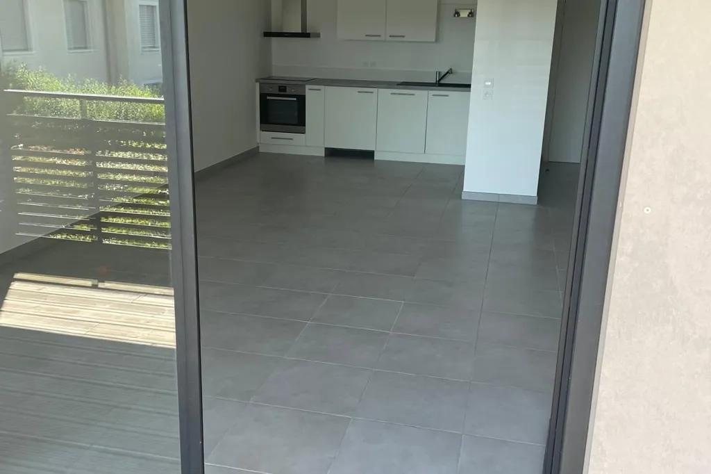 Cuisine - Appartement 3 Pièces avec Balcon à Neydens