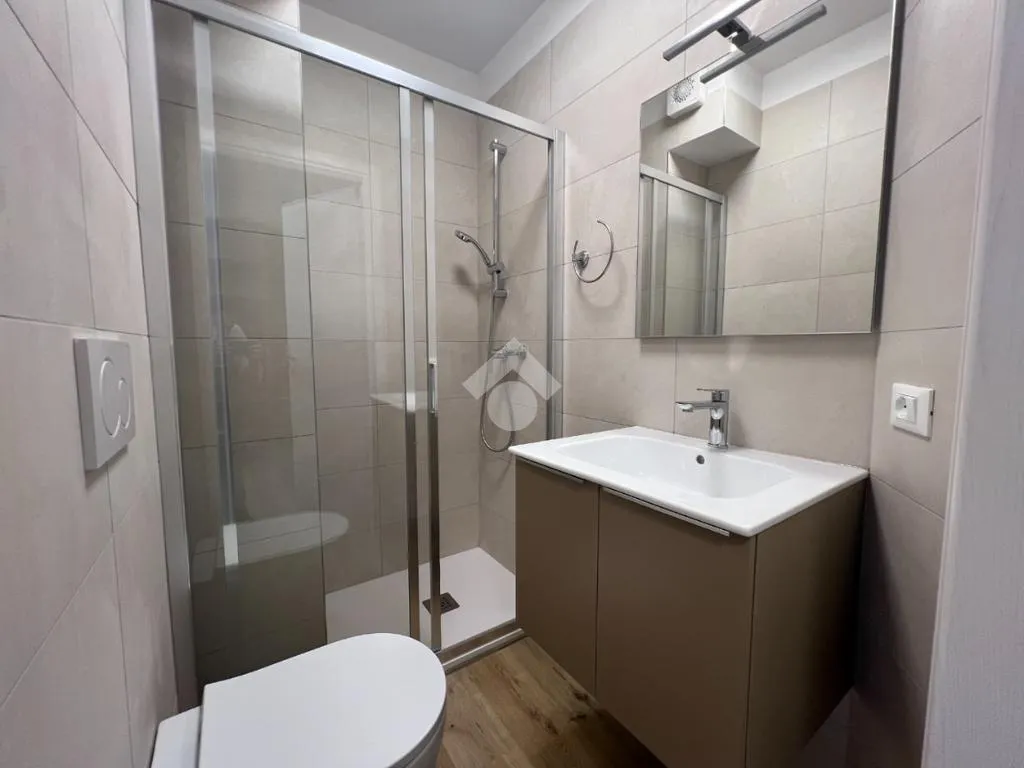 Bathrooms - Student-Friendly Apartment with Balcony in Trento