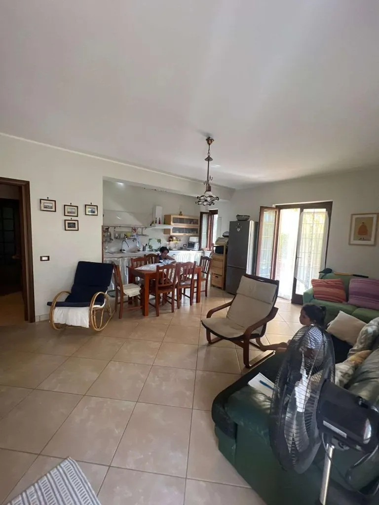 Elutuba - Apartment with Garden in Scalea