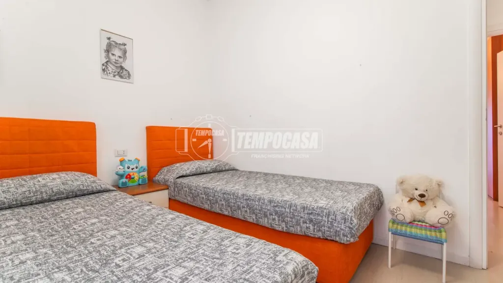 Magamistoad - Rearranged Apartment with Balcony in Gorla Minore