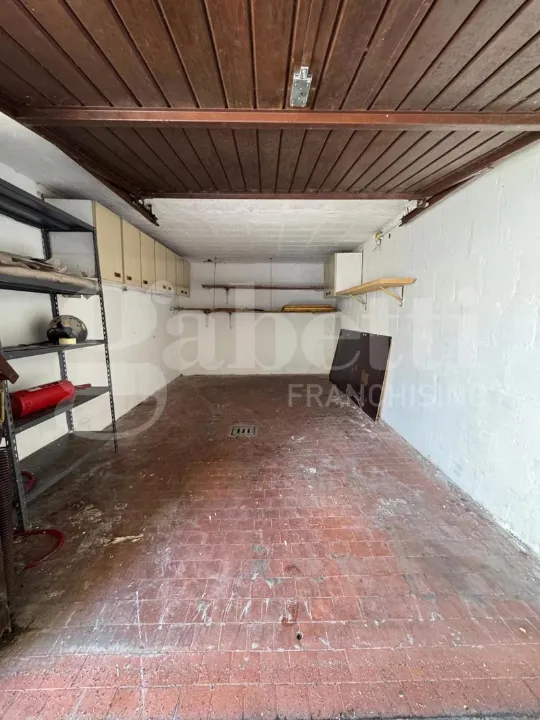 Garaaž - Apartment with Terrace and Garage in Funo Centre