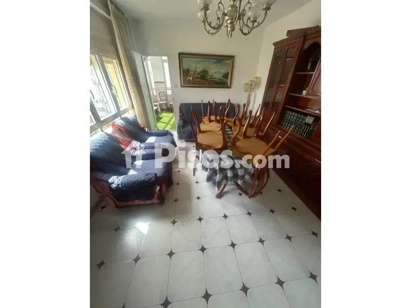 Elutuba - Furnished Flat with Glass Balcony in Melilla