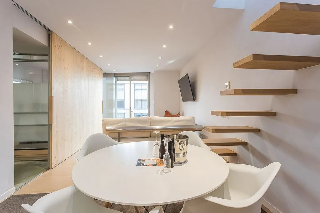 Sala da pranzo - Duplex with Terrace in Sant Gervasi, Barcelona