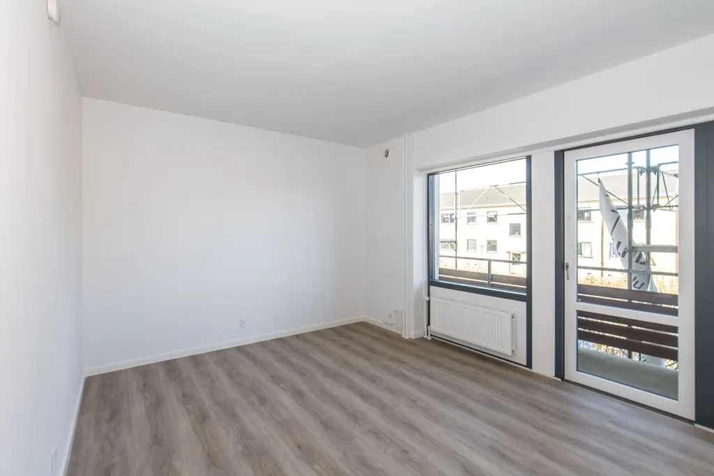 Pièces - 3-Bedroom Flat with Balcony in Vejle