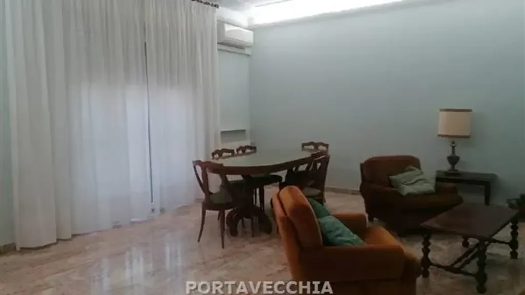 Söögituba - Spacious Apartment with Balcony in Grosseto