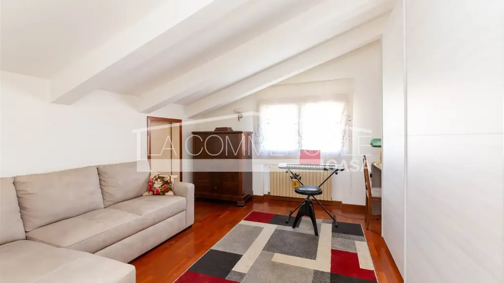 Pièces - Detached House with Garden near Treviso Centre