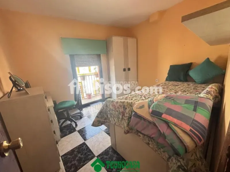 Chambres - Semi-Detached House with Terrace in Montoro
