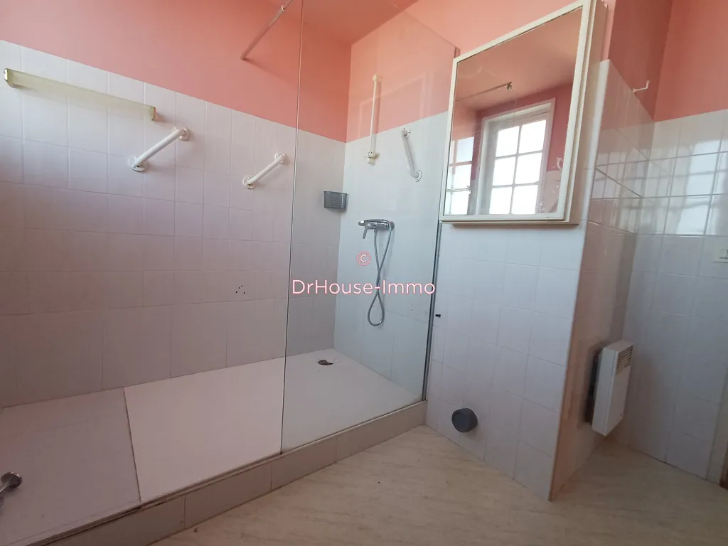 Salles de bain - Appartement Lumineux avec Balcon à Hendaye