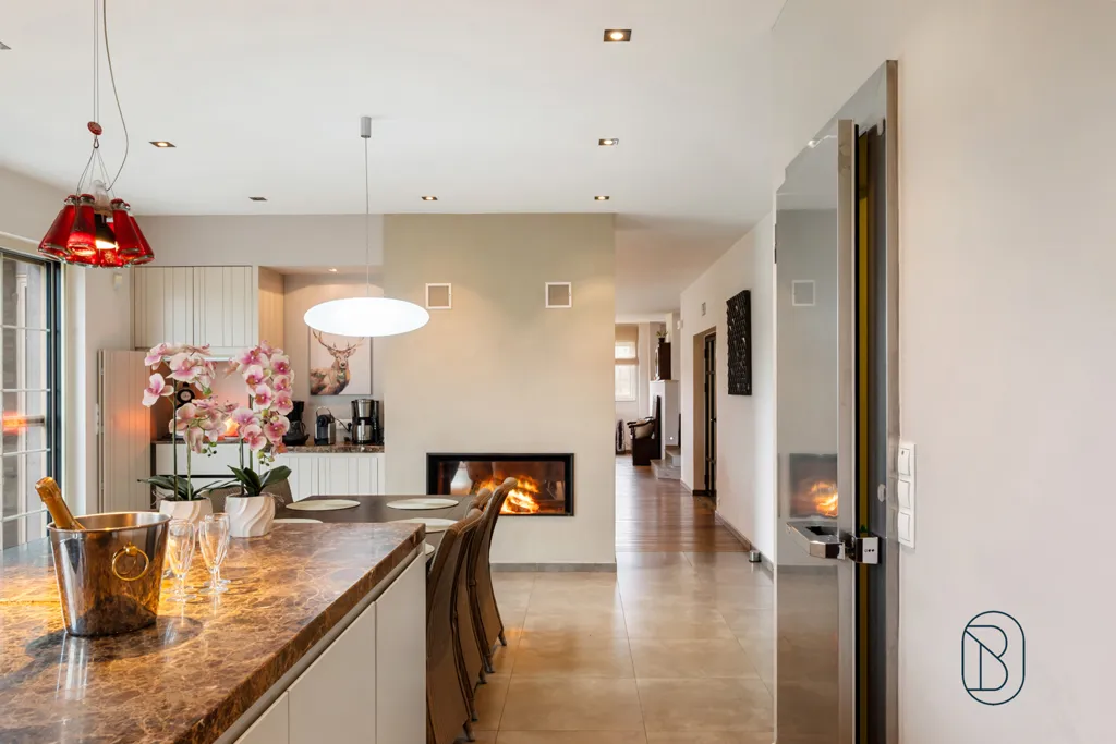 Kitchen - Luxury House with Pool in Sainte-Ode Tillet