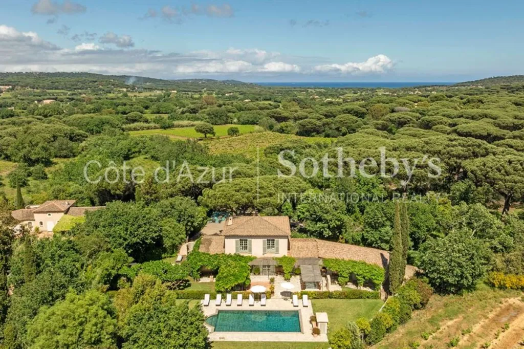 Vue aérienne - Villa Provençale avec Piscine à Ramatuelle