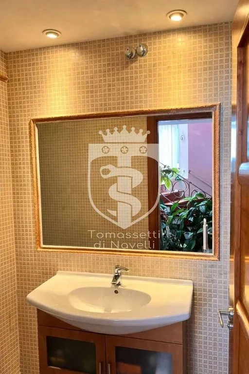 Vannitoad - Detached House with Multiple Units in Torrelodones