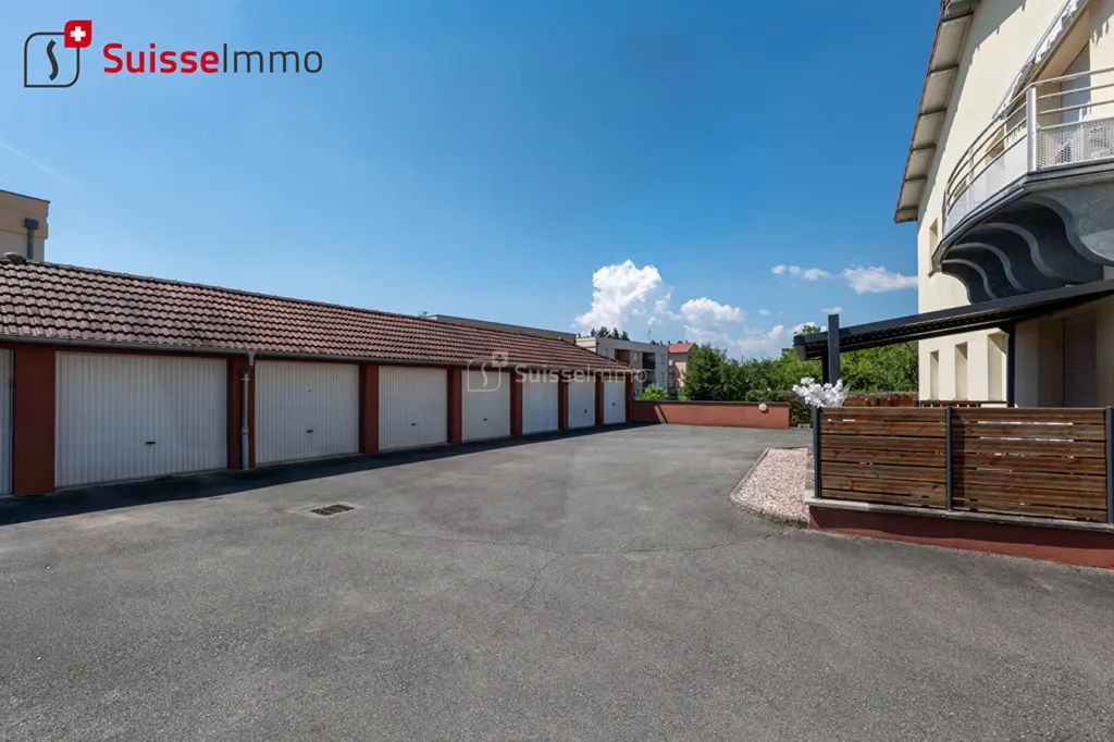 Extérieur - Appartement 4 Pièces avec Garage et Terrasse à Danjoutin