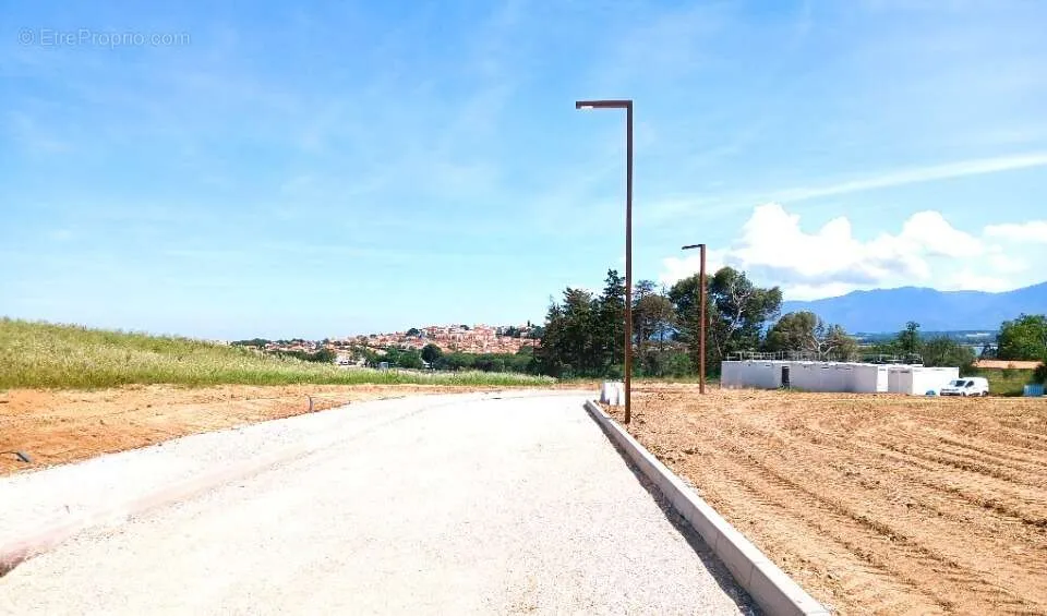 Aed - Plot with Panoramic View near Perpignan