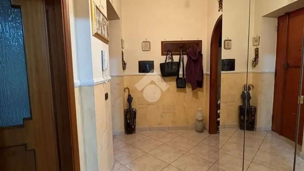 hallway_entrance
