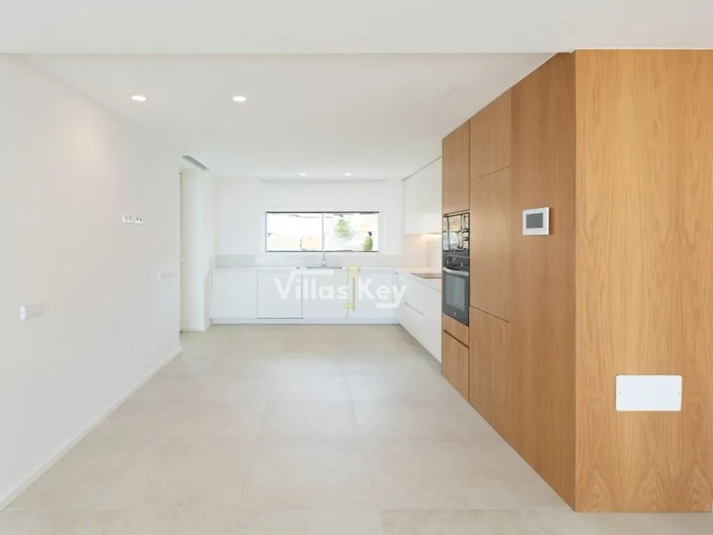 Cuisine - Modern Villa with Pool in Lagos, Portugal