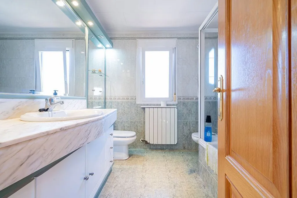 Bagni - Detached Chalet with Garden in Valdebebas