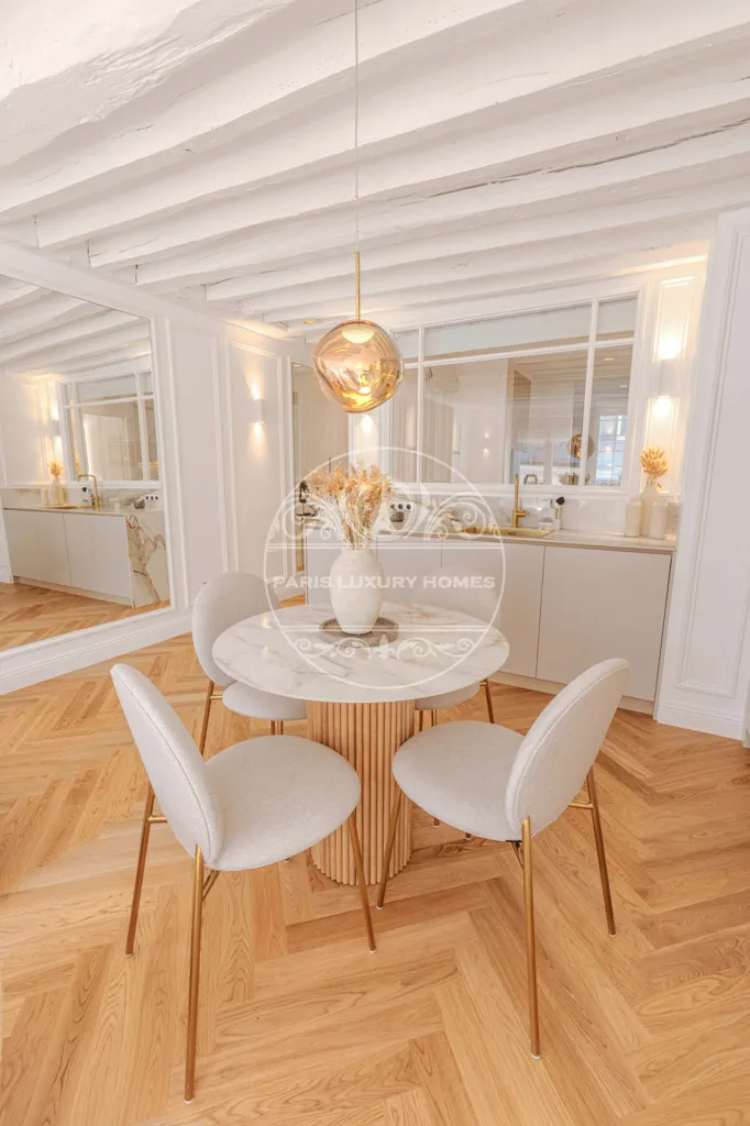 Dining Room - Luxury Flat on Rue Saint-Honoré, Paris