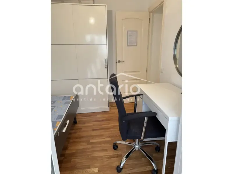 Camere da letto - Corner Flat with Large Windows in San Juan