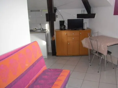 Sala da pranzo - Studio with Parking in Dijon