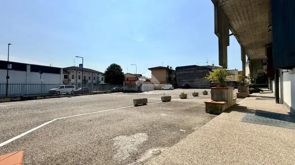 Extérieur - Ground Floor Apartment with Garage in Vigasio