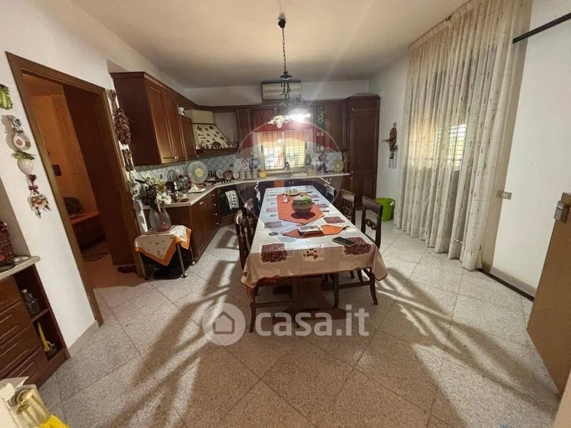 Salle à manger - Bifamiliar Villa with Garden in Caltanissetta