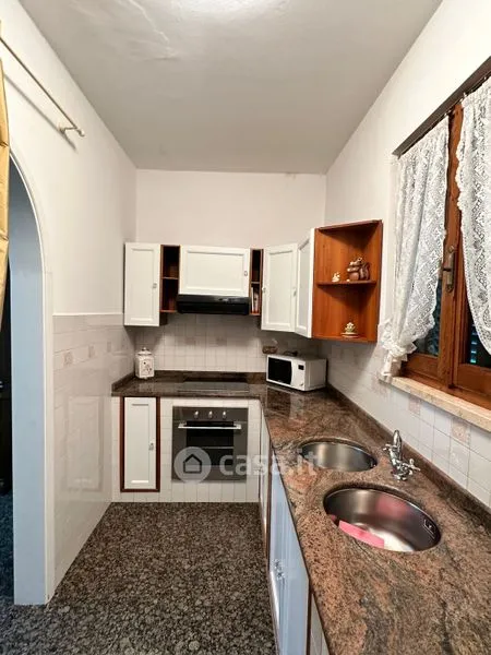 Cuisine - Rustic Villa with Private Garden in Montignoso